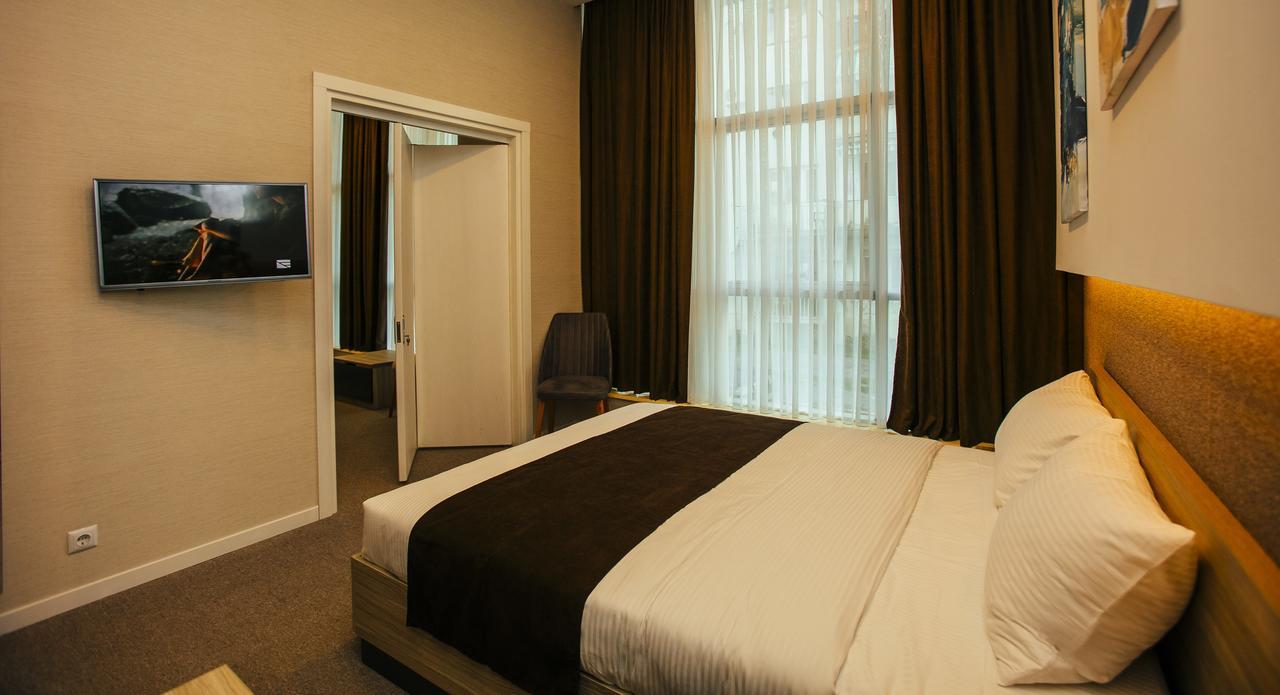 Hotel West Batumi Luaran gambar