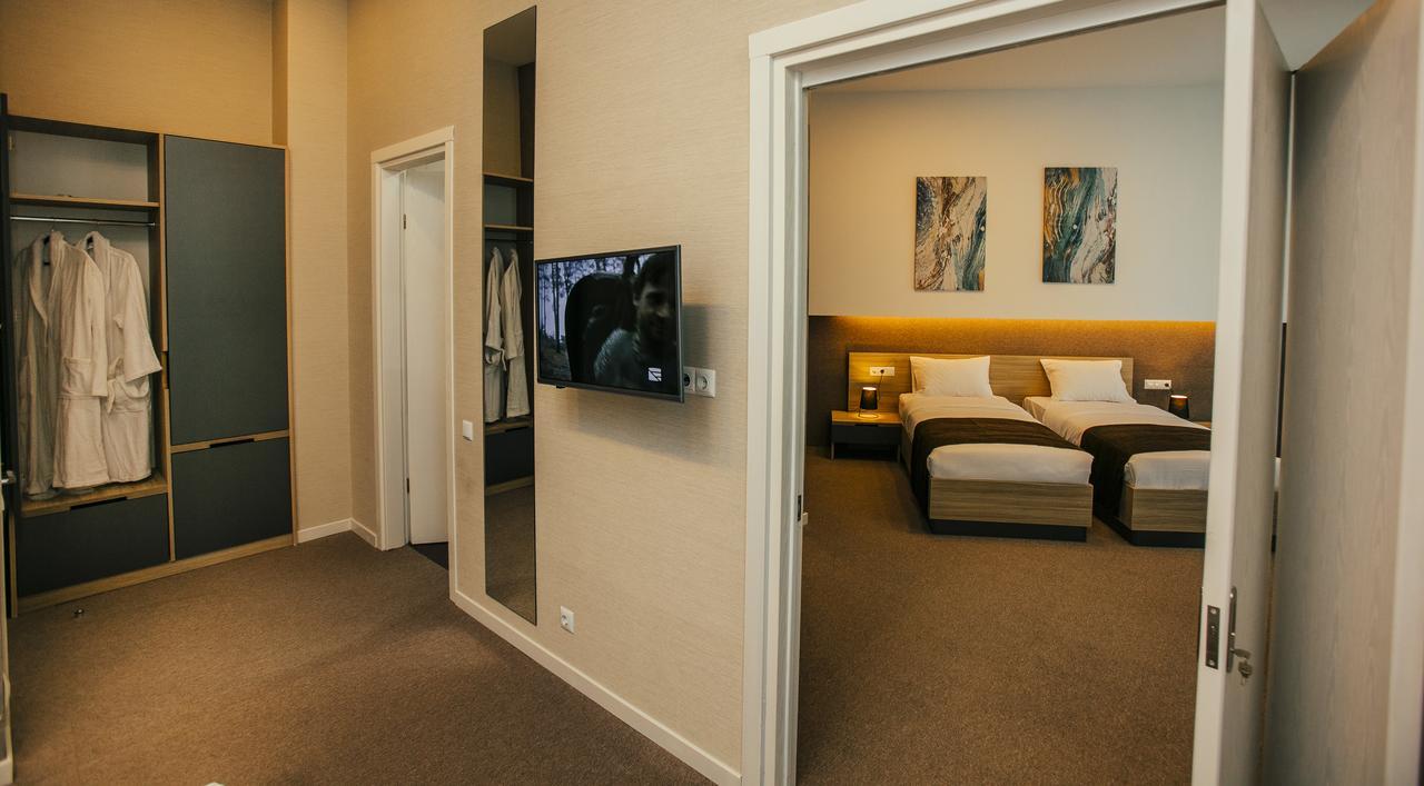 Hotel West Batumi Luaran gambar