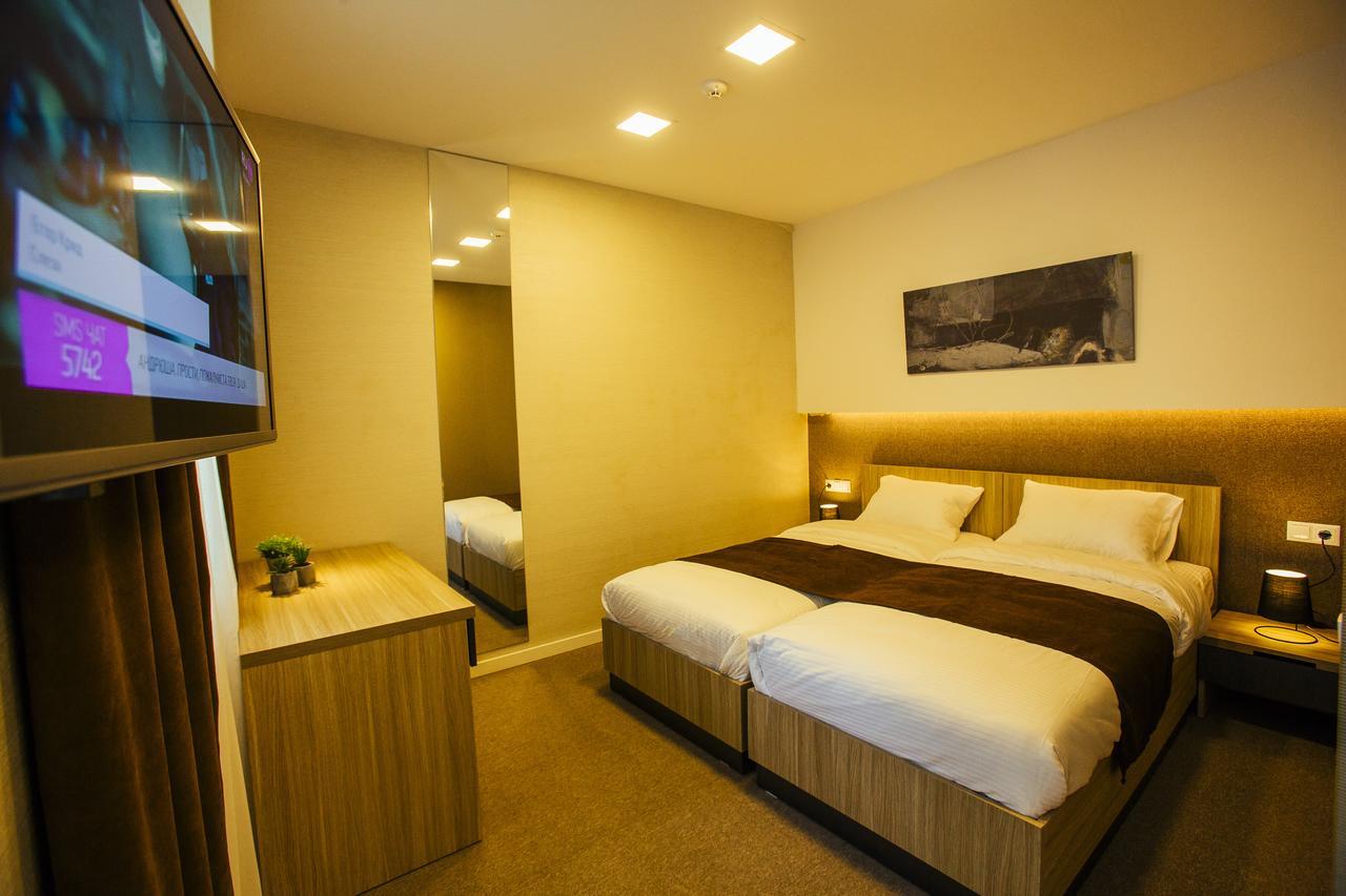 Hotel West Batumi Luaran gambar