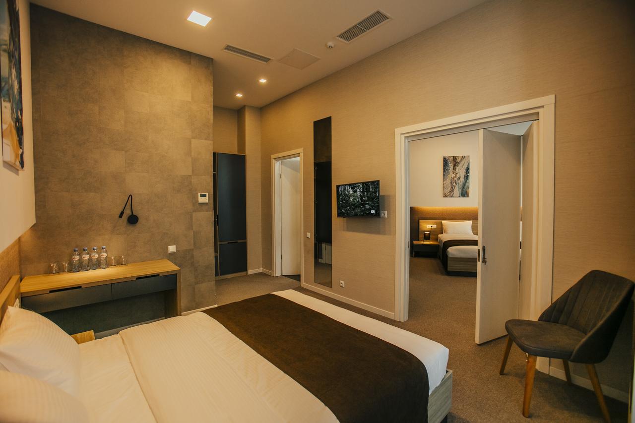Hotel West Batumi Luaran gambar